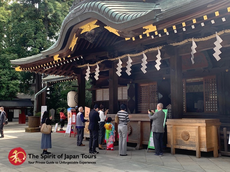 Okuni Tama shrine prayer