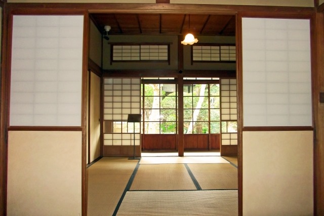 Traditional style room (washitsu)